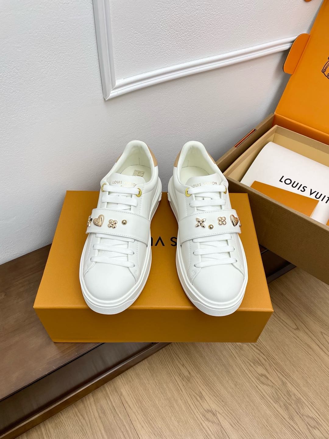 004 004#001-LV-shoes-01-2025SS
