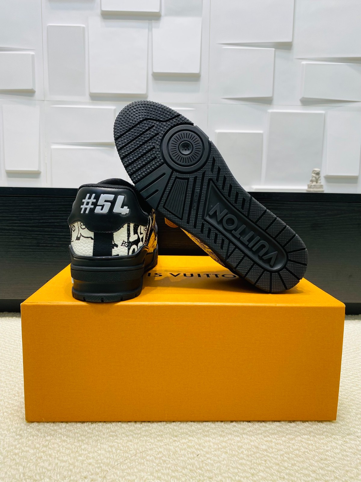 003 003#001-LV-shoes-01-2025SS