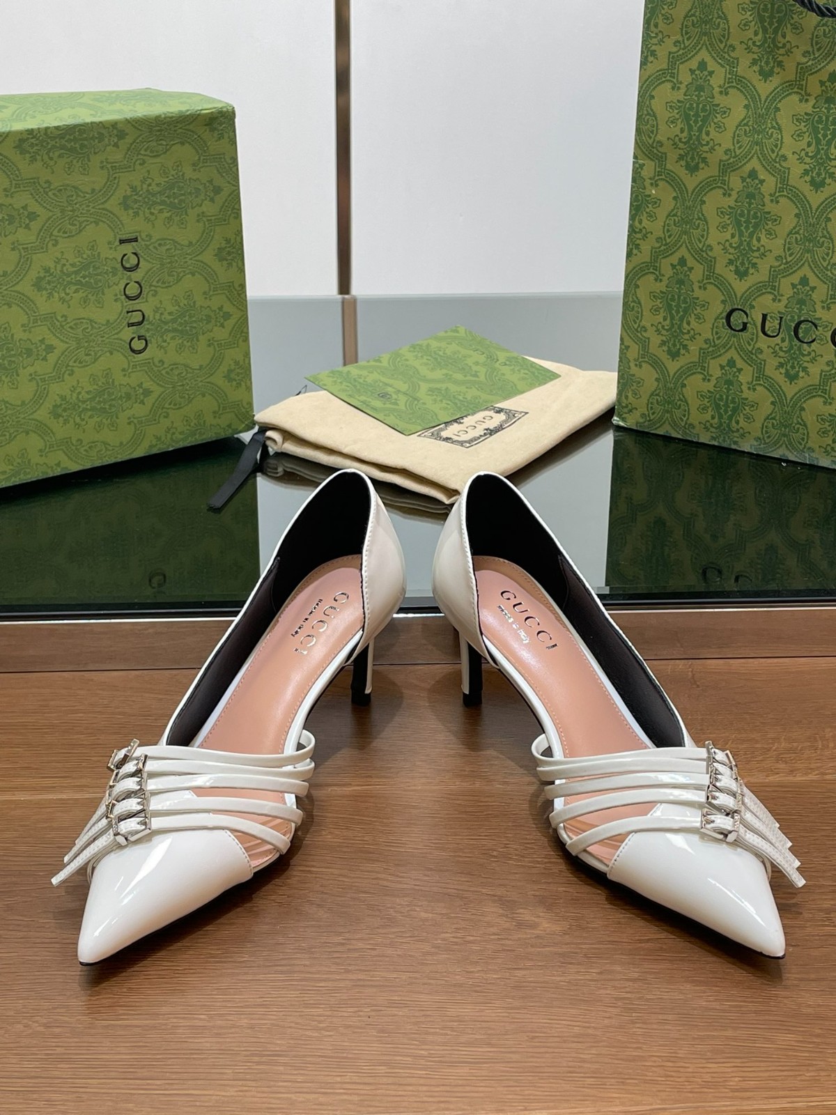 011 011#002-Gucci-shoes-01-2025SS
