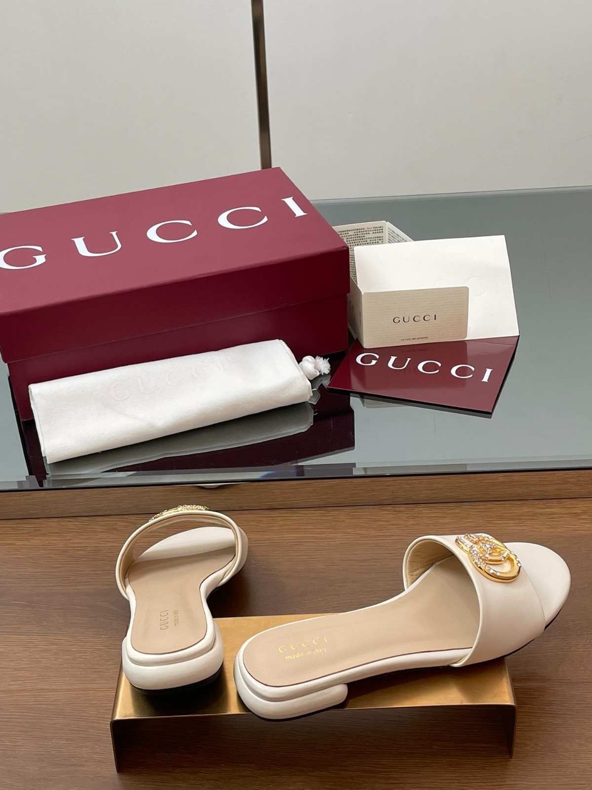 009 009#002-Gucci-shoes-01-2025SS