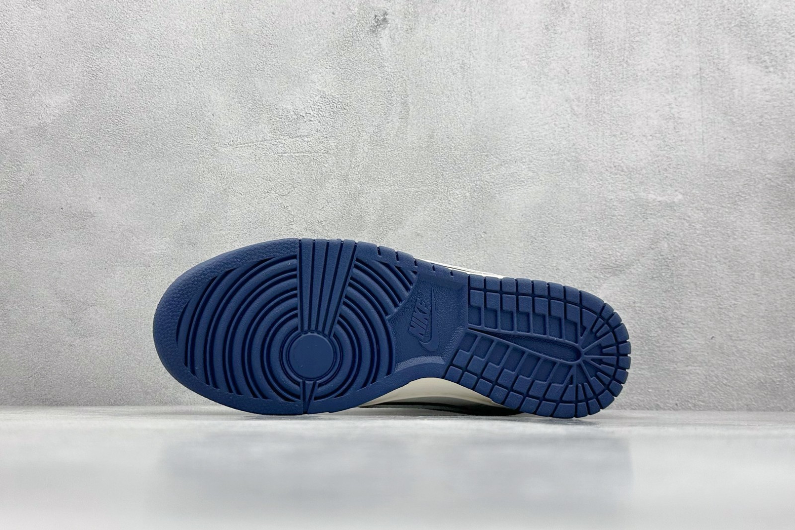 018 018#019-AJ-Nike-Adidas-01-2025SS