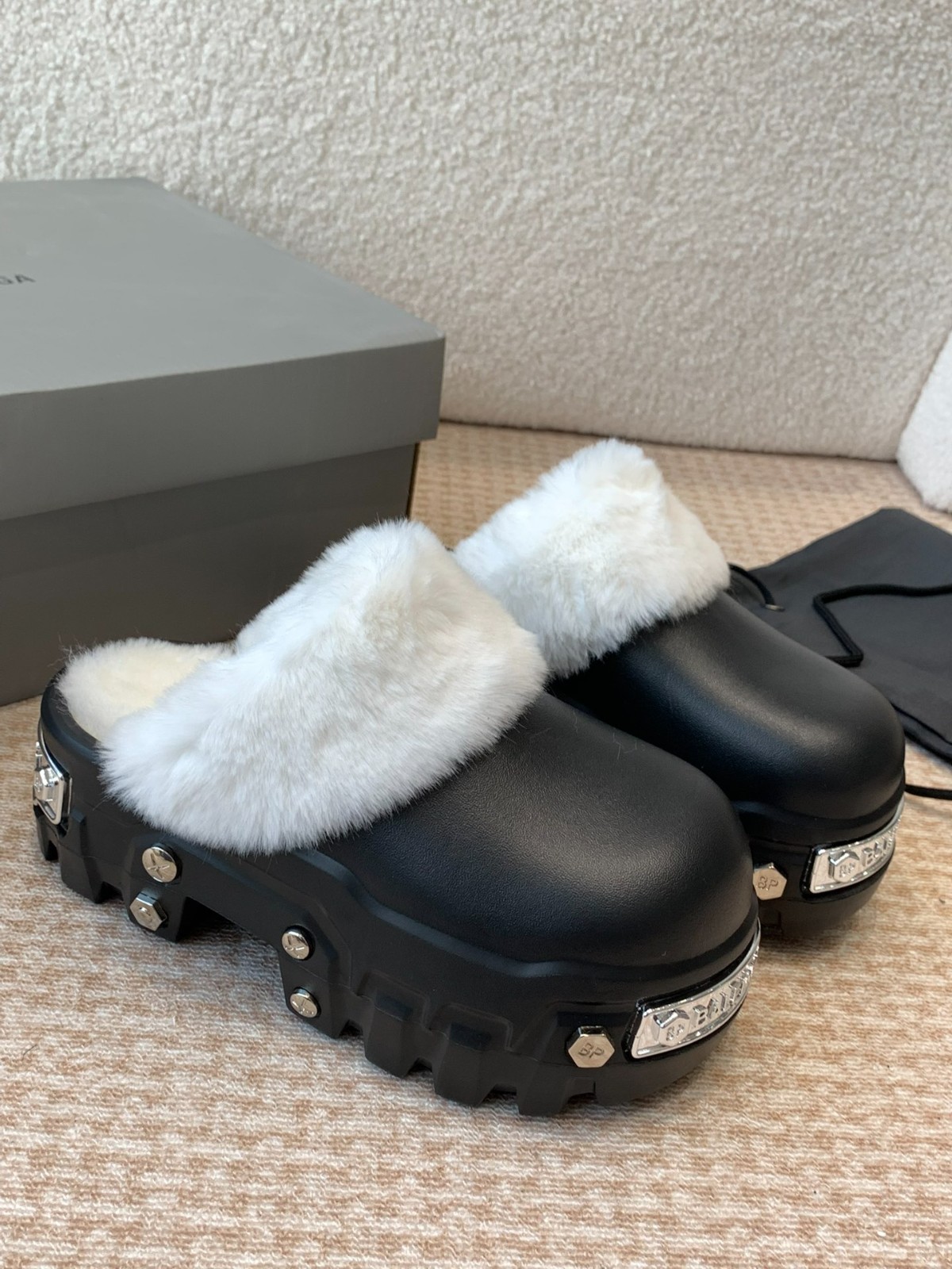 009 009#010-Balenciaga-Shoes-01-2025SS