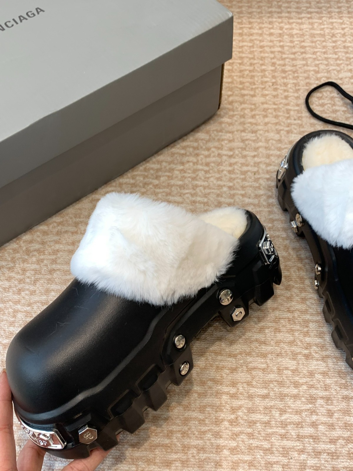 009 009#010-Balenciaga-Shoes-01-2025SS
