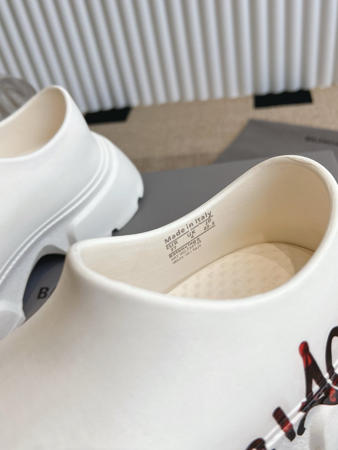006 006#010-Balenciaga-Shoes-01-2025SS