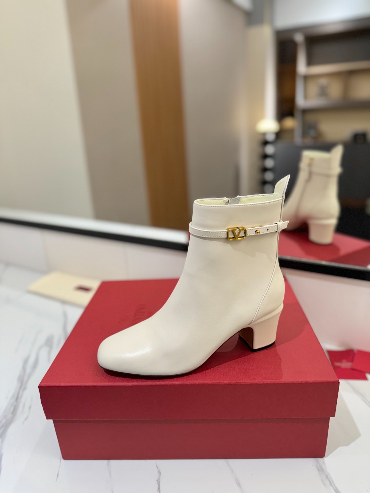025 005#016-Valentino-shoes-03-2024SS