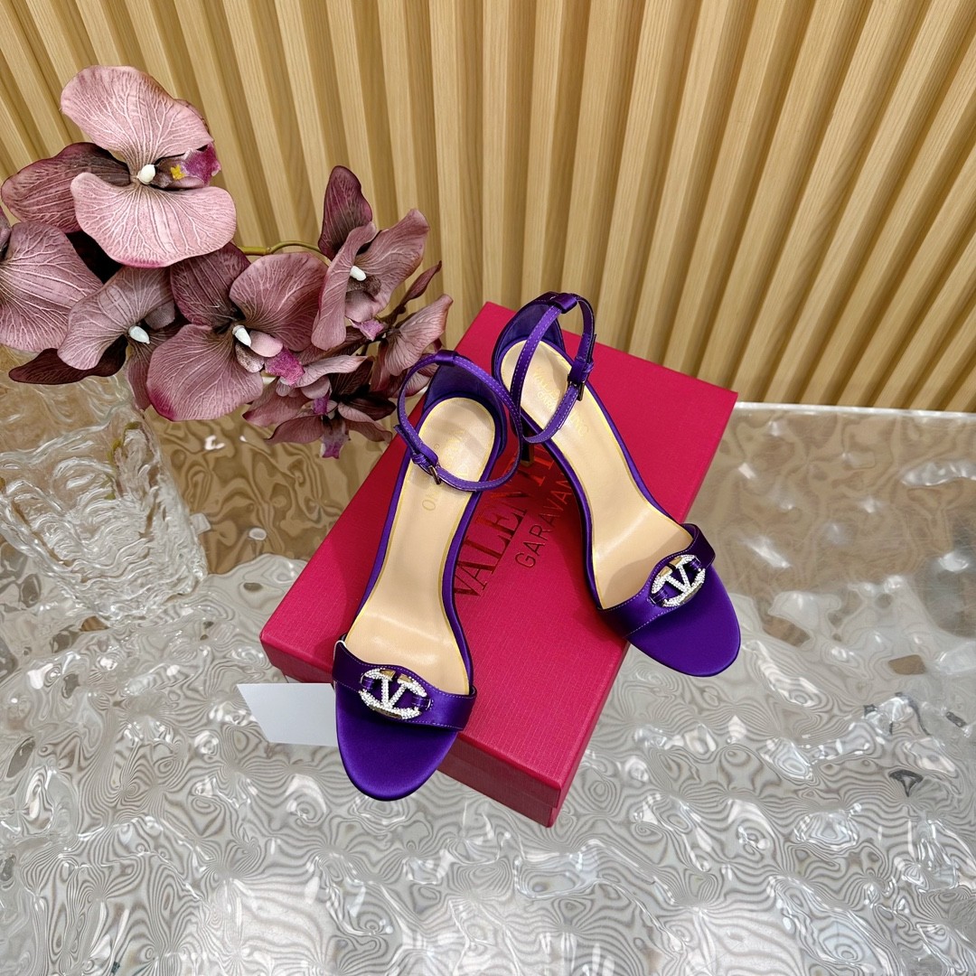 017 017#016-Valentino-shoes-01-2025SS
