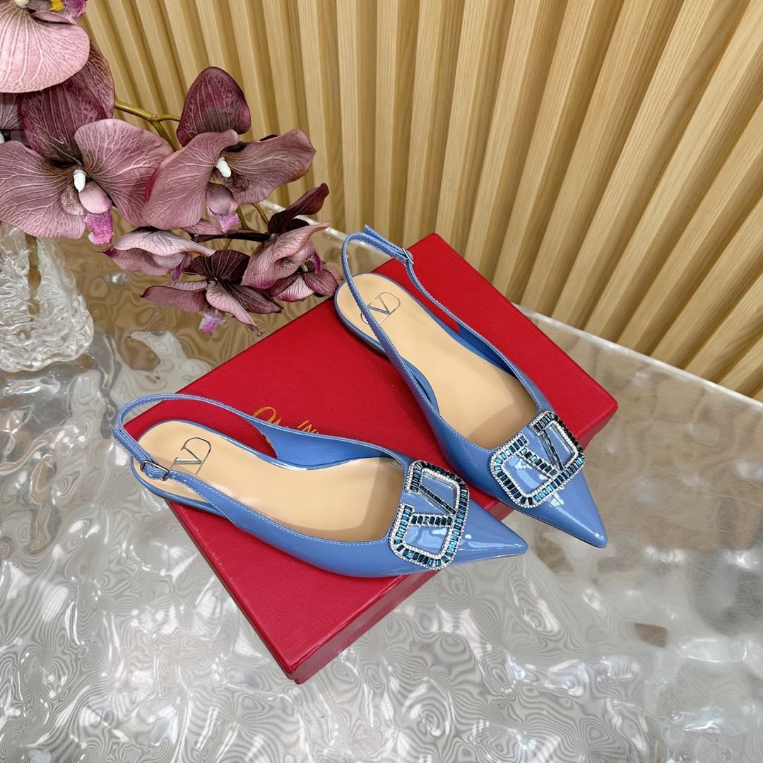006 006#016-Valentino-shoes-01-2025SS