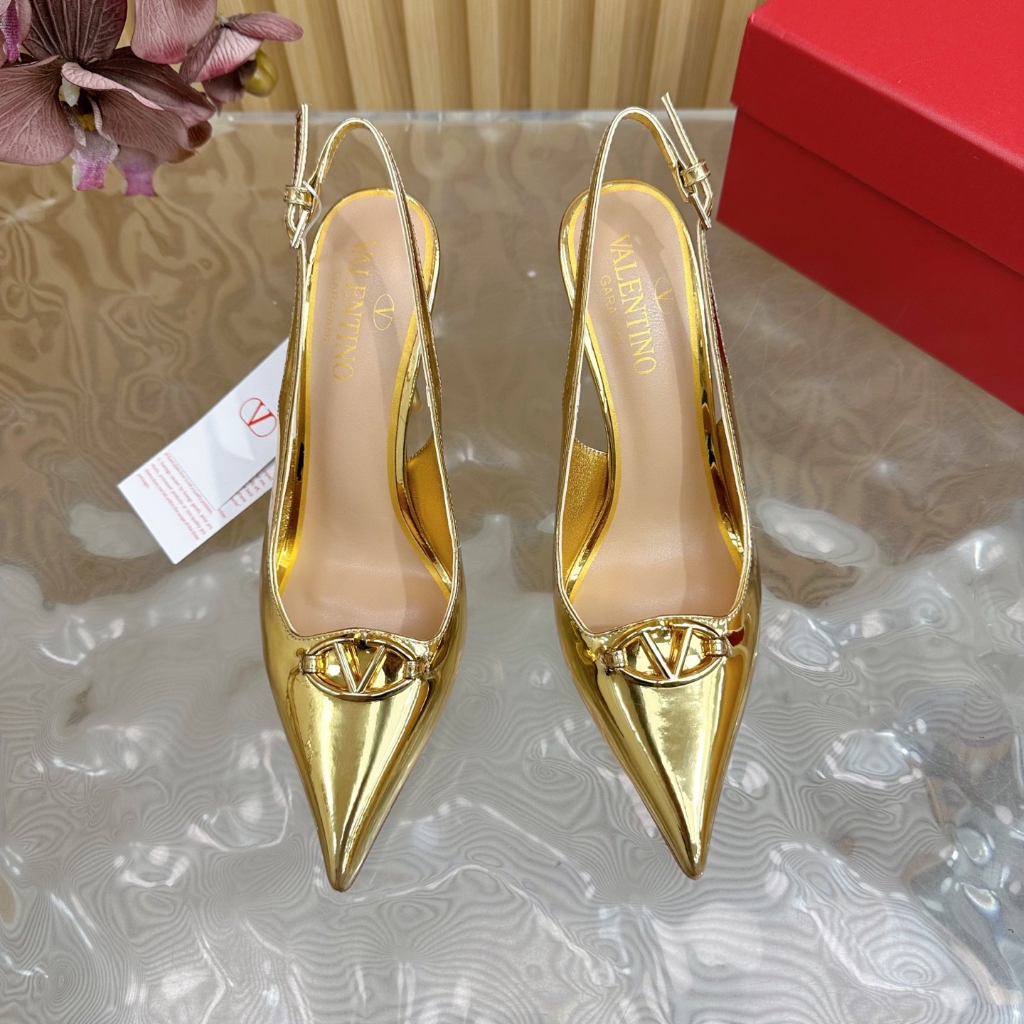 003 003#016-Valentino-shoes-01-2025SS