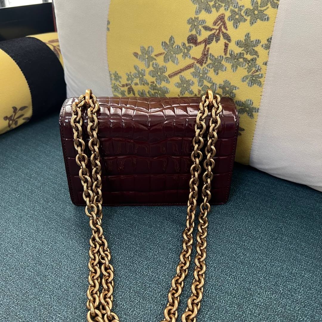 018 018#226-Valentino-Bags-01-2025SS