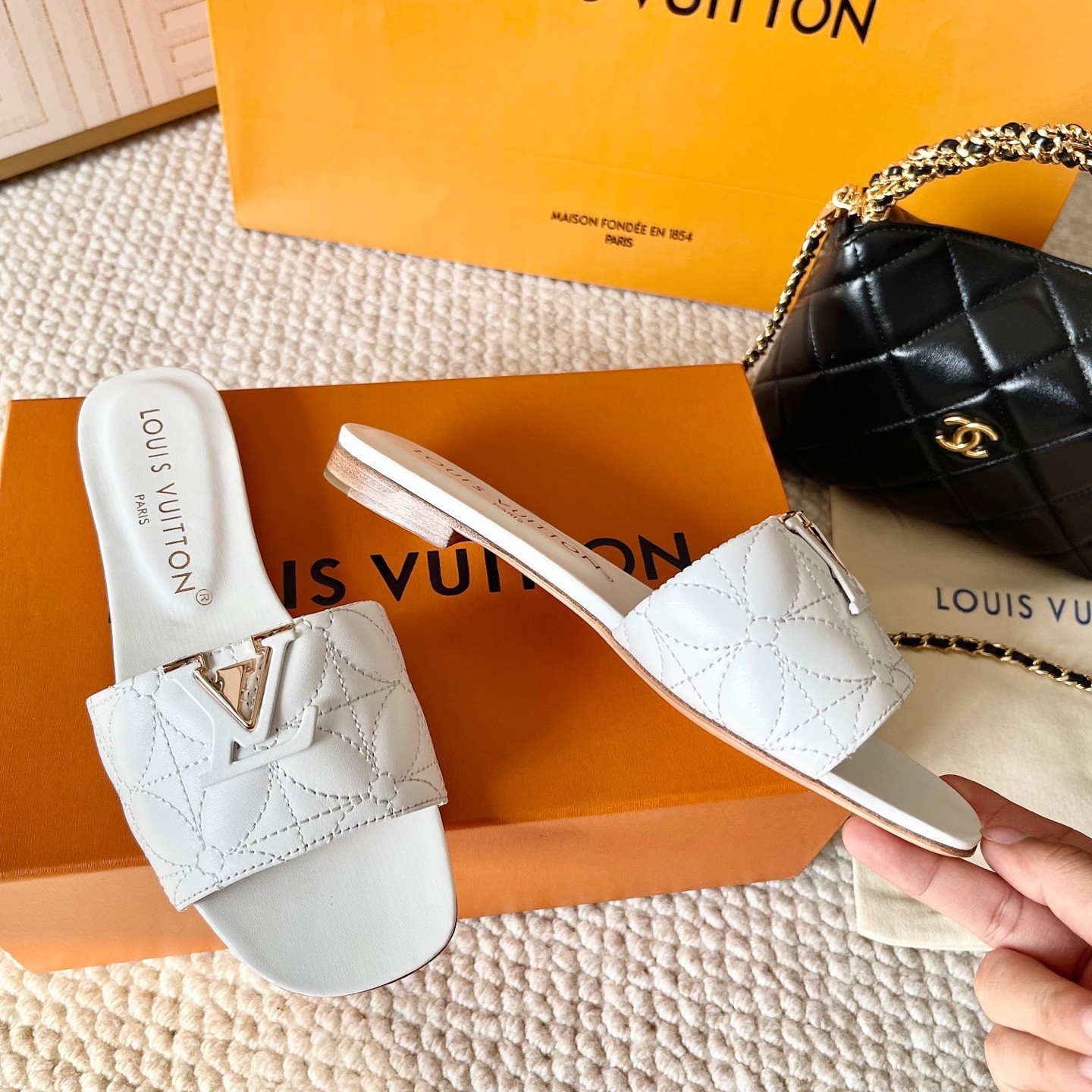 047 32123114 size 35-42