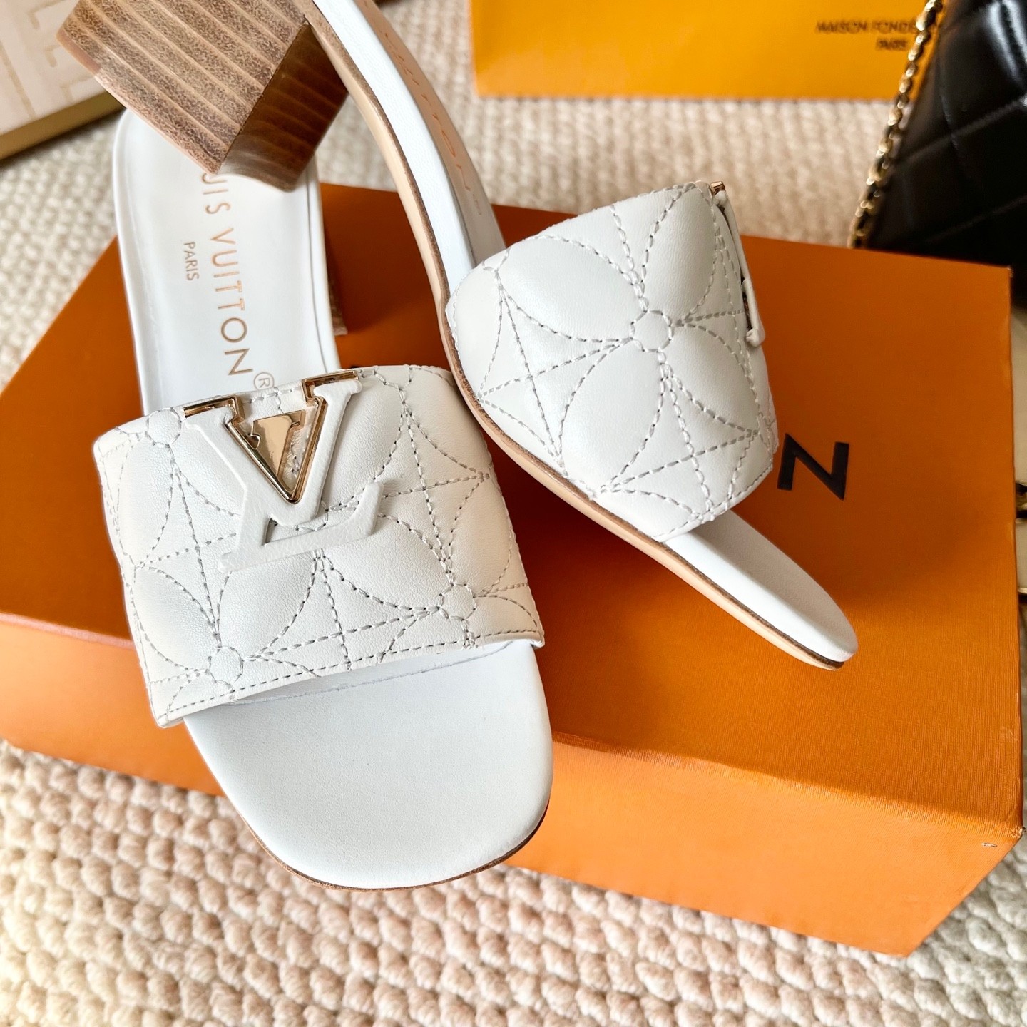 046 32123114 size 35-42