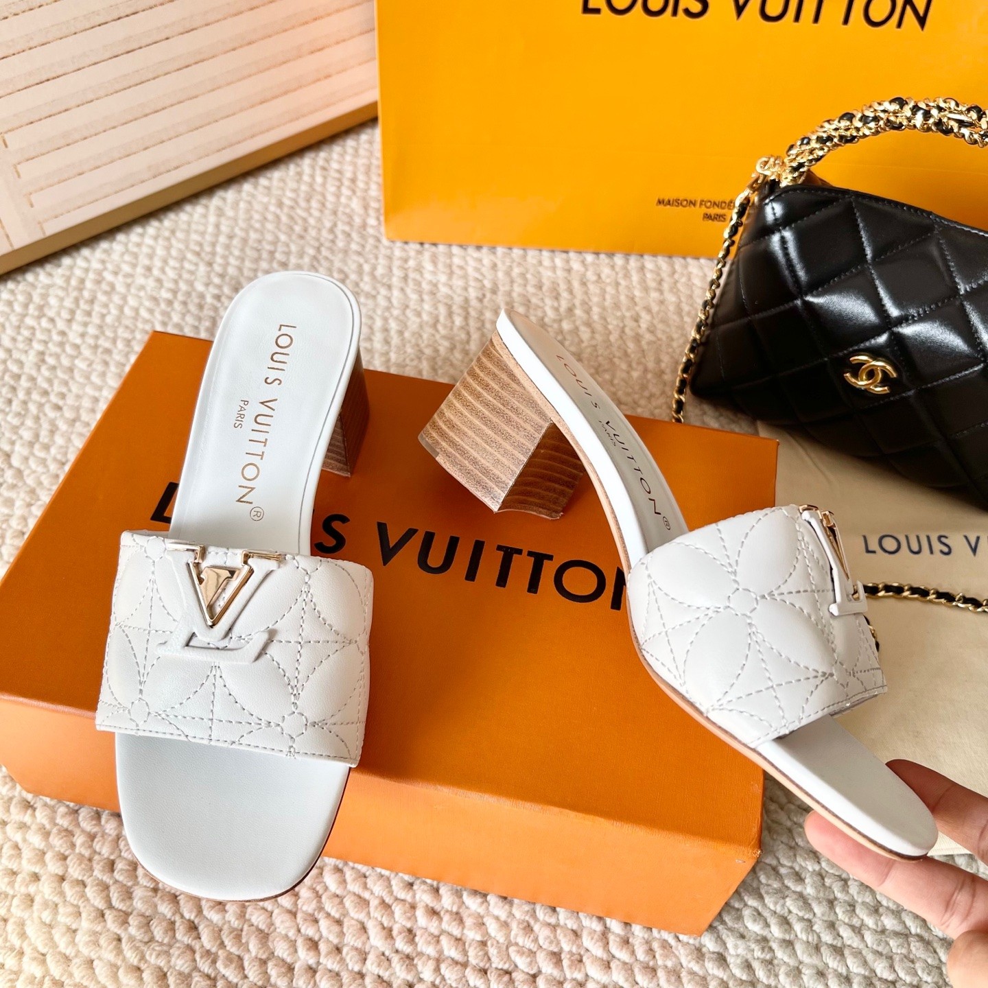 046 32123114 size 35-42