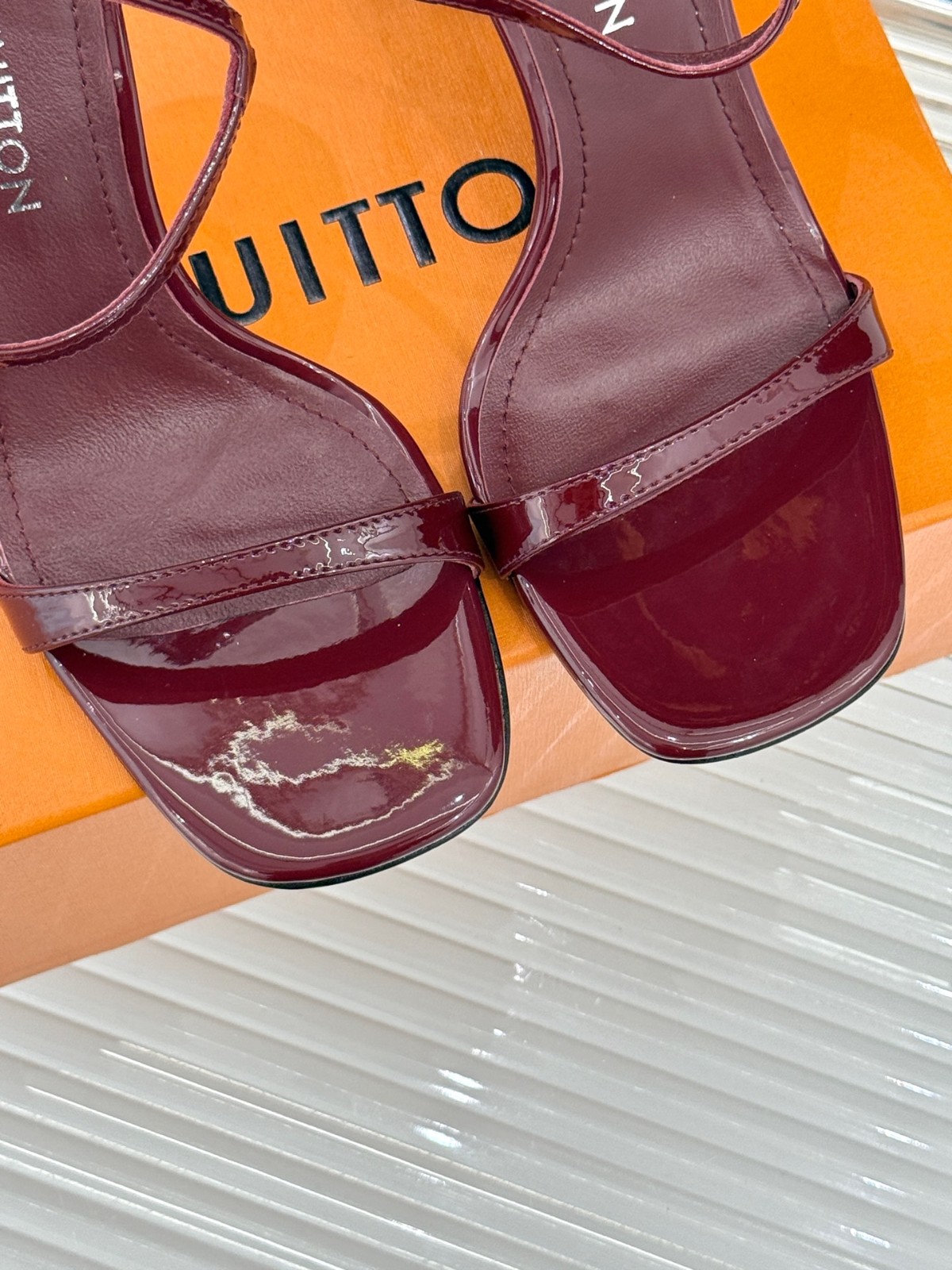042 32123114 size 35-42