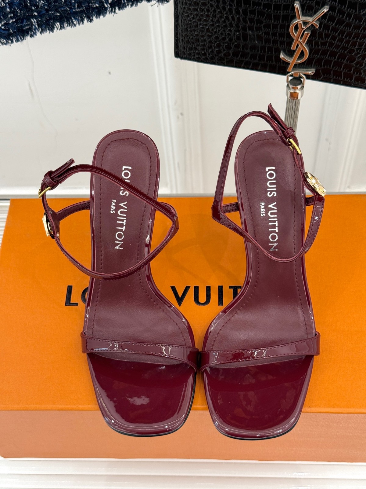 042 32123114 size 35-42