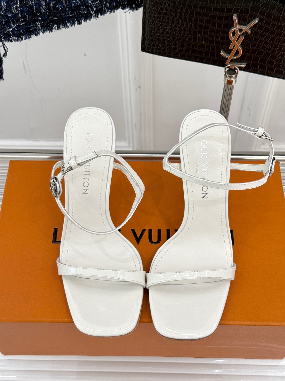 041 32123114 size 35-42