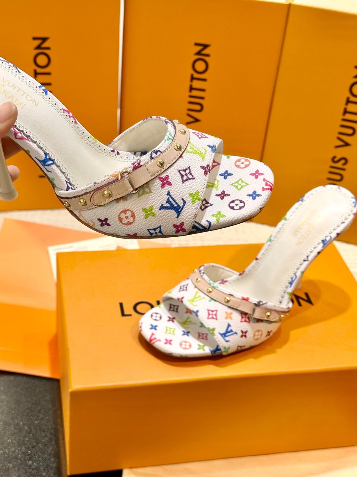 034 30123108 size 35-42
