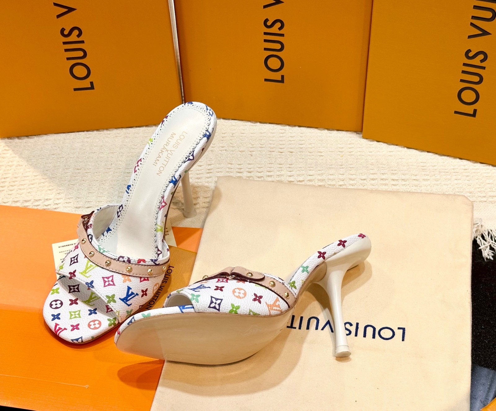 034 30123108 size 35-42