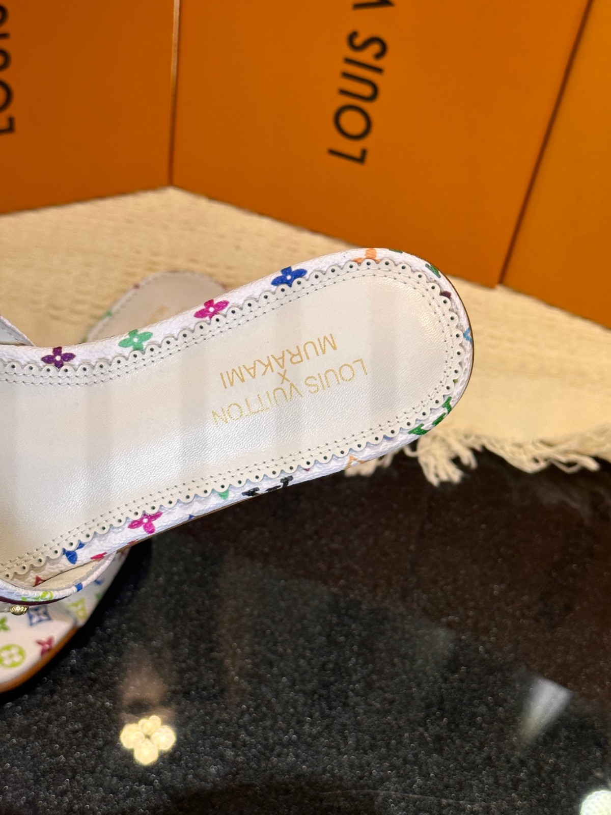 030 28123103 size 35-42