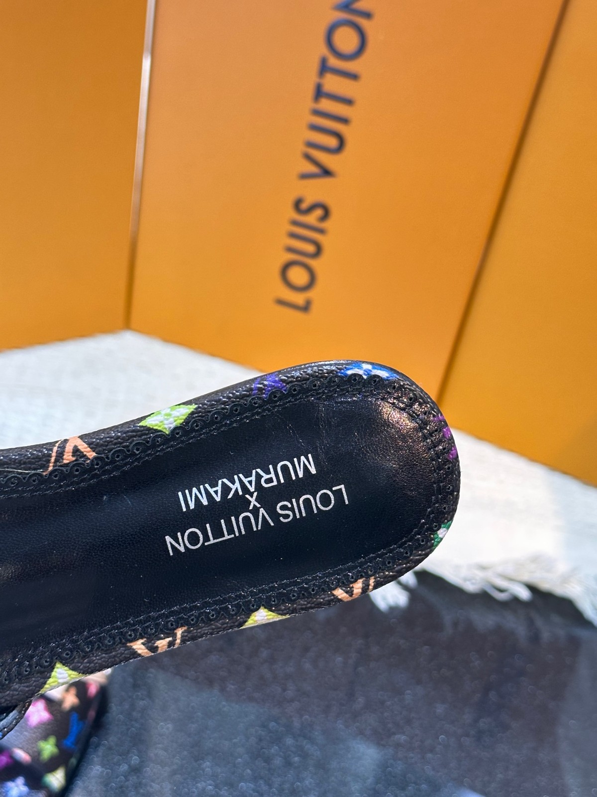 030 28123103 size 35-42