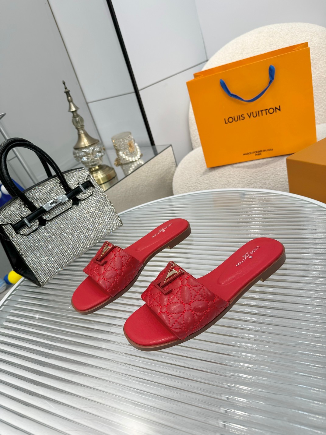 021 18123184 size 35-43