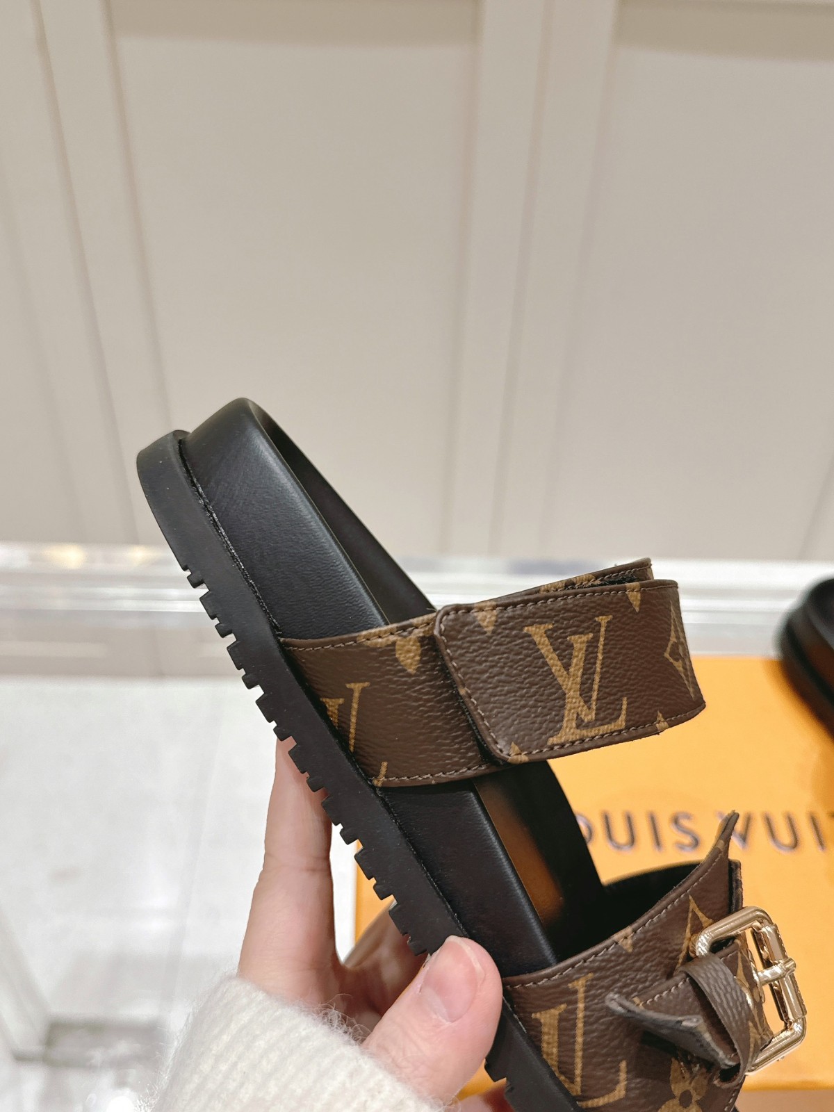 019 26123102 size 35-41