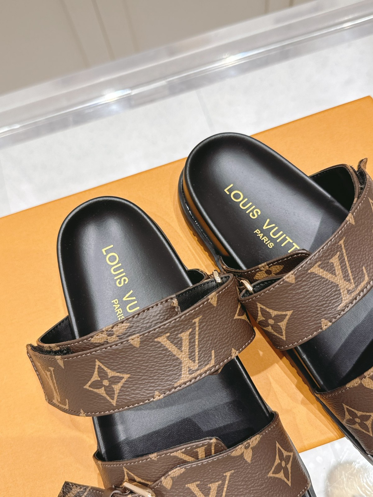 019 26123102 size 35-41