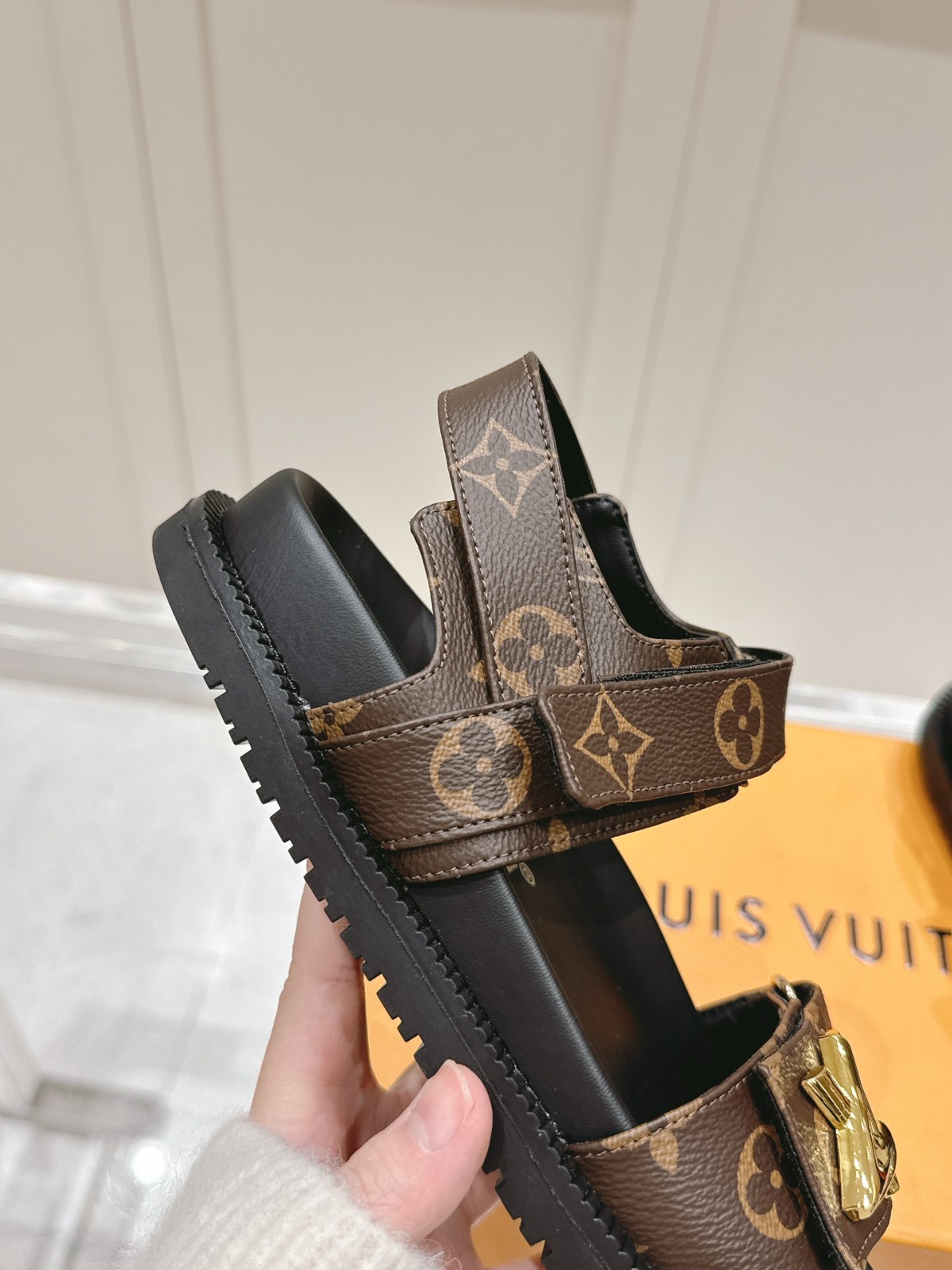 012 28123104 size 35-41