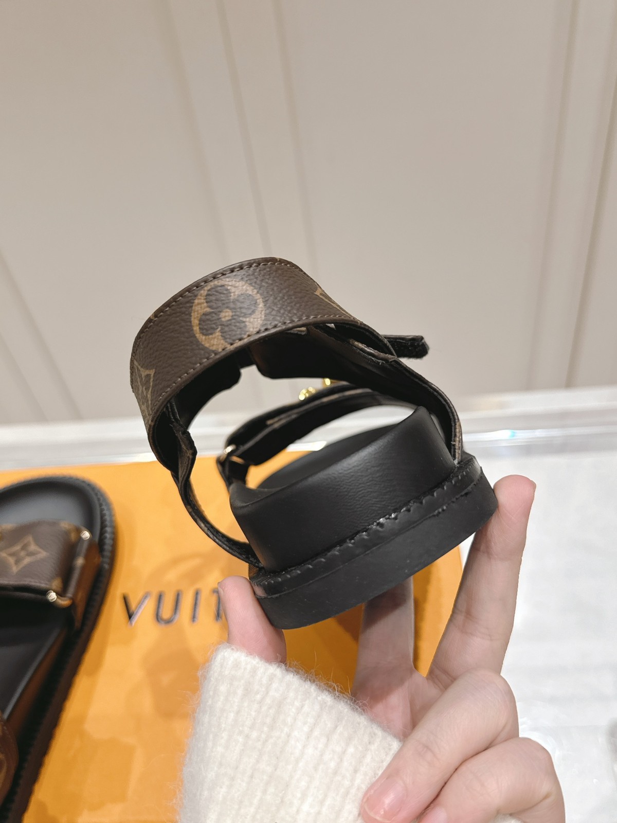 012 28123104 size 35-41