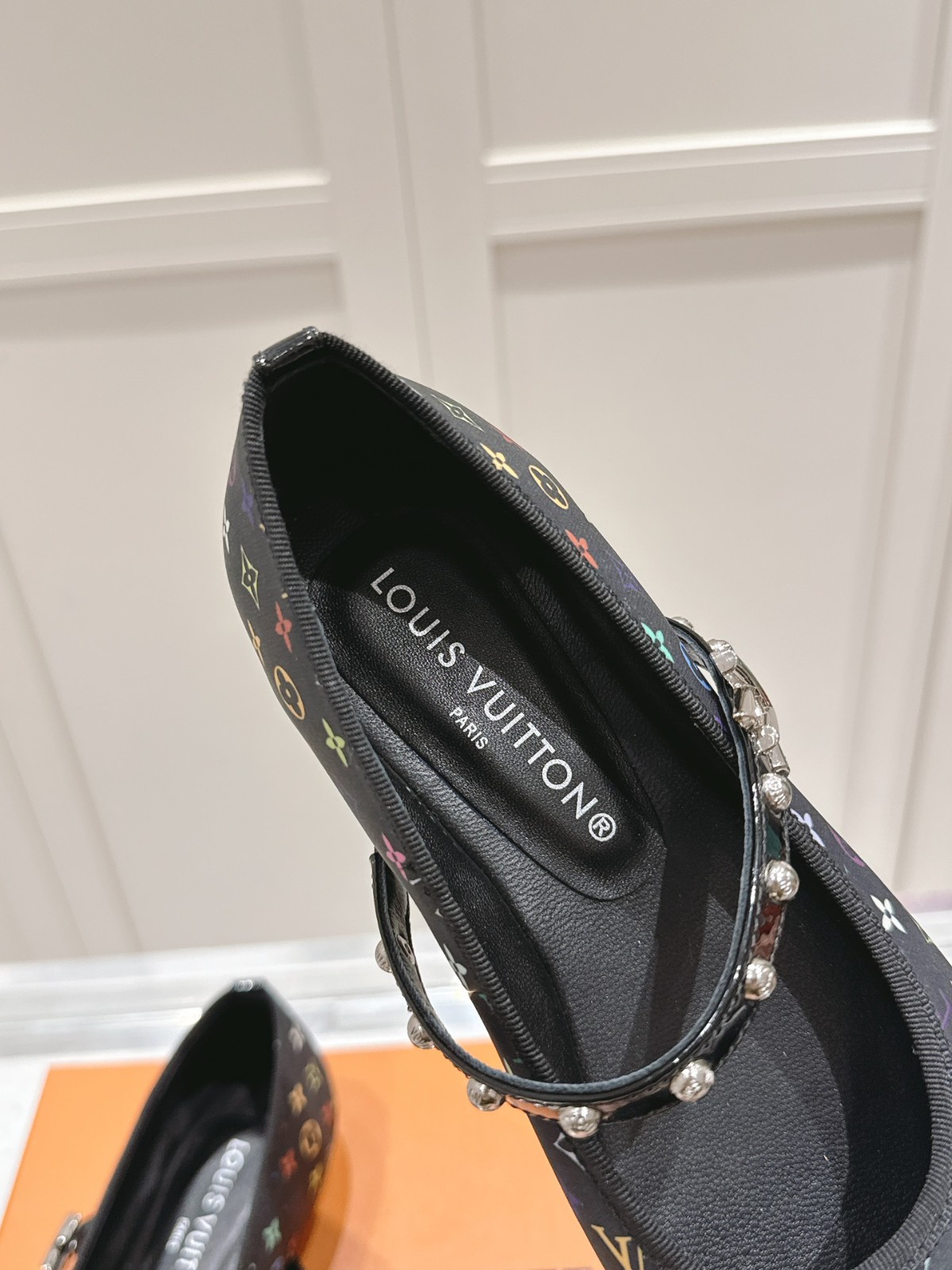 009 34123116 size 35-41