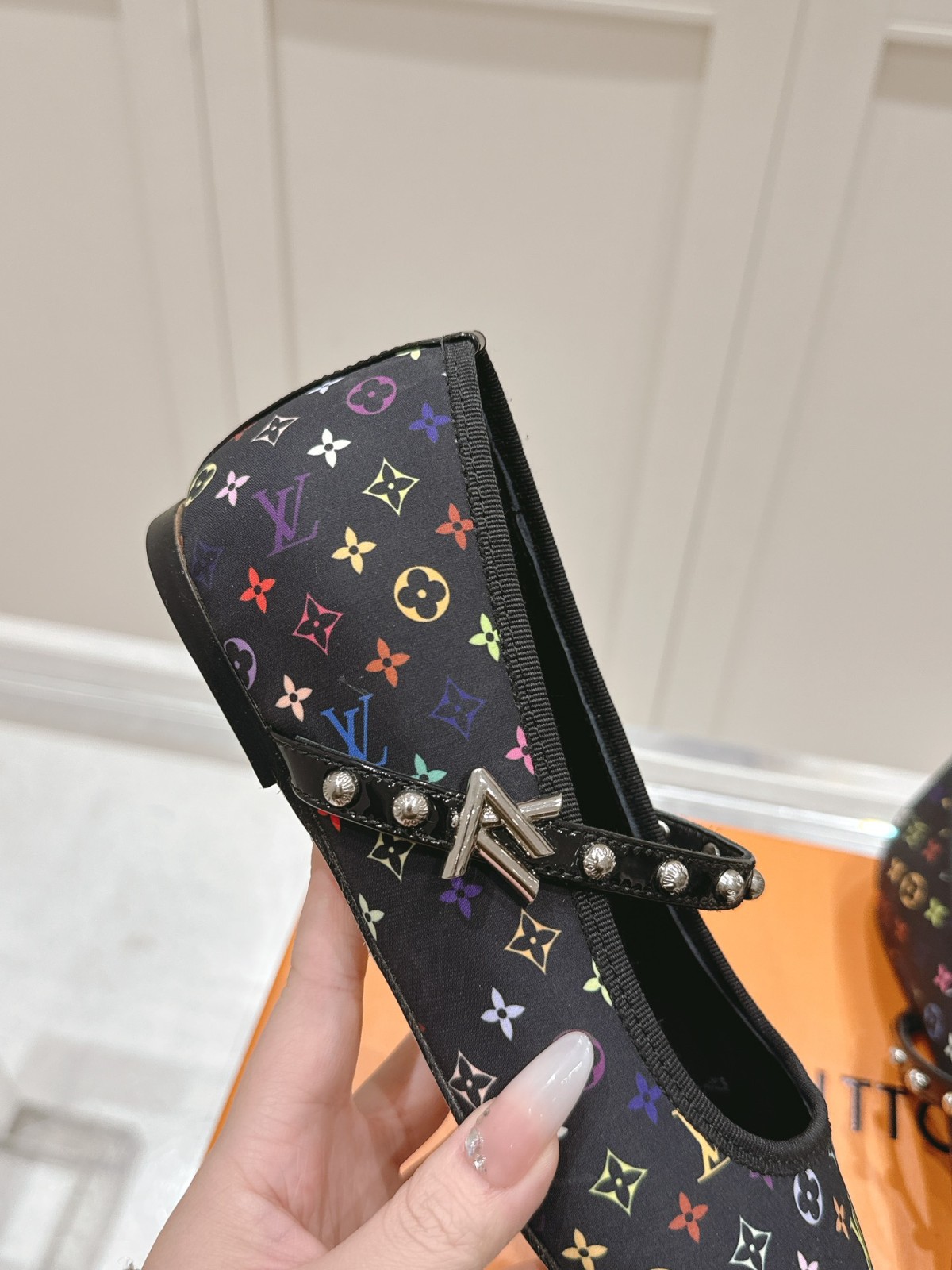 009 34123116 size 35-41