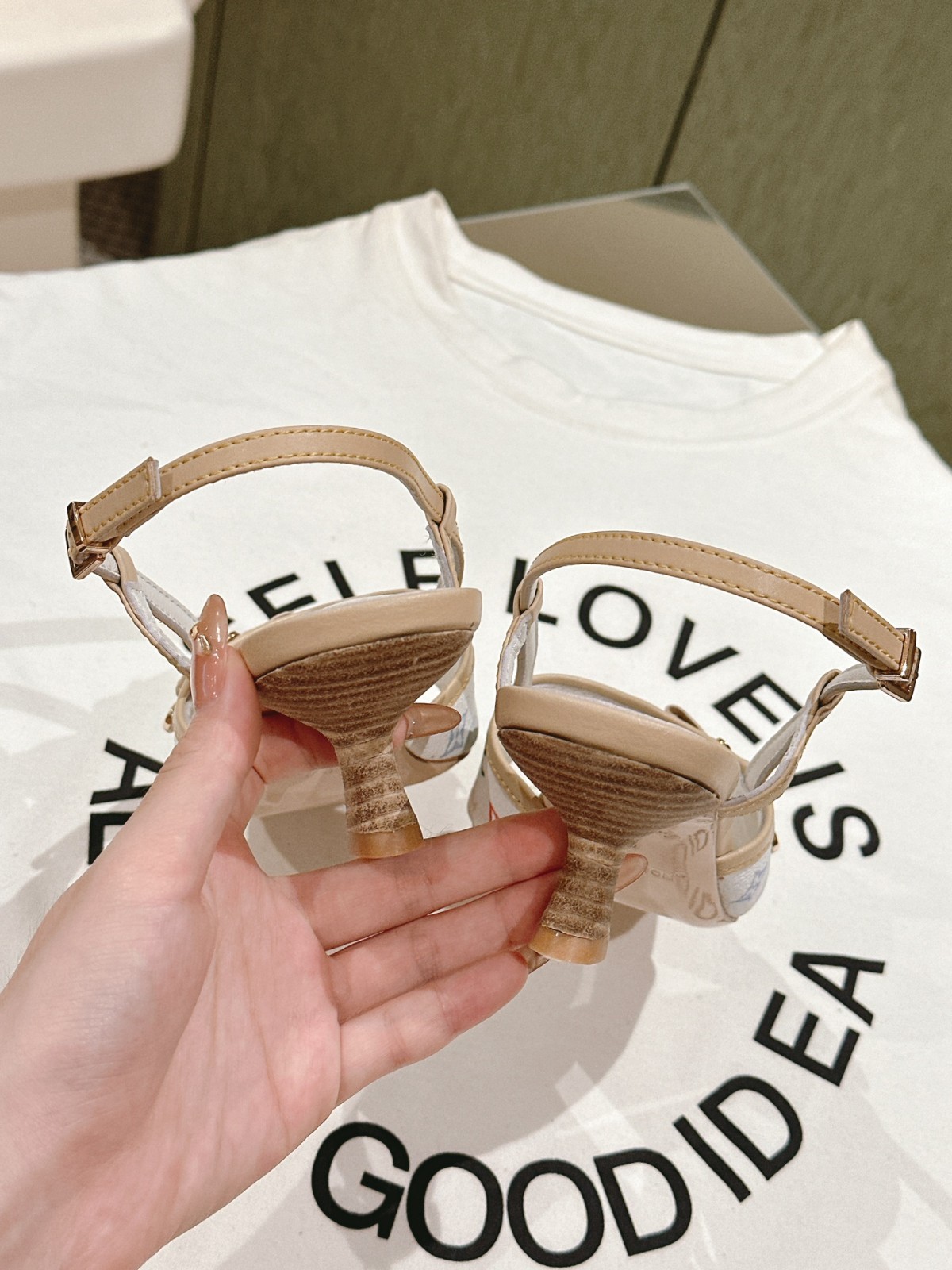 004 36123123 size 35-41