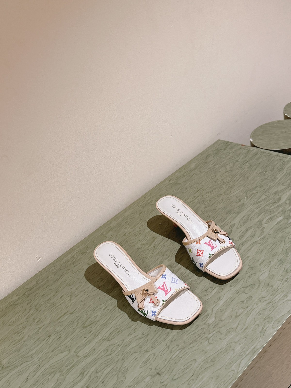 002 34123116 size  35-41