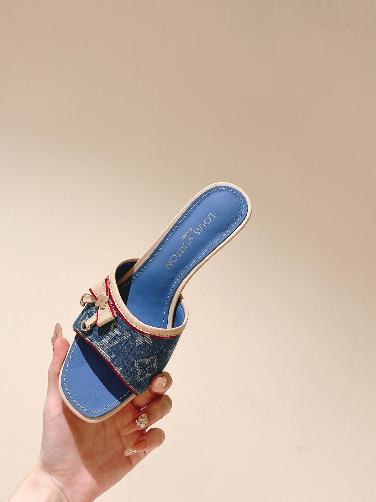 001 34123116 size  35-41