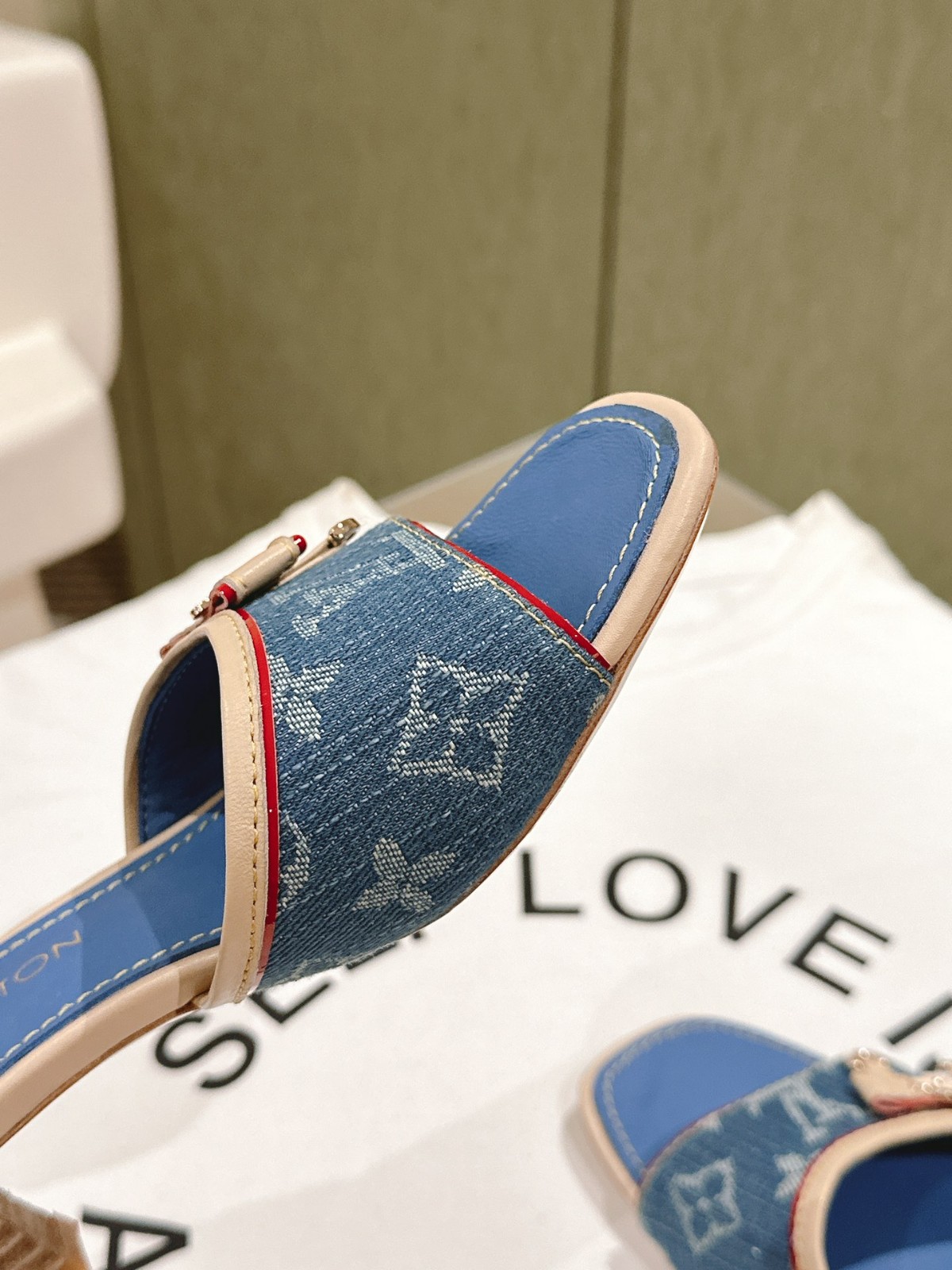 001 34123116 size  35-41