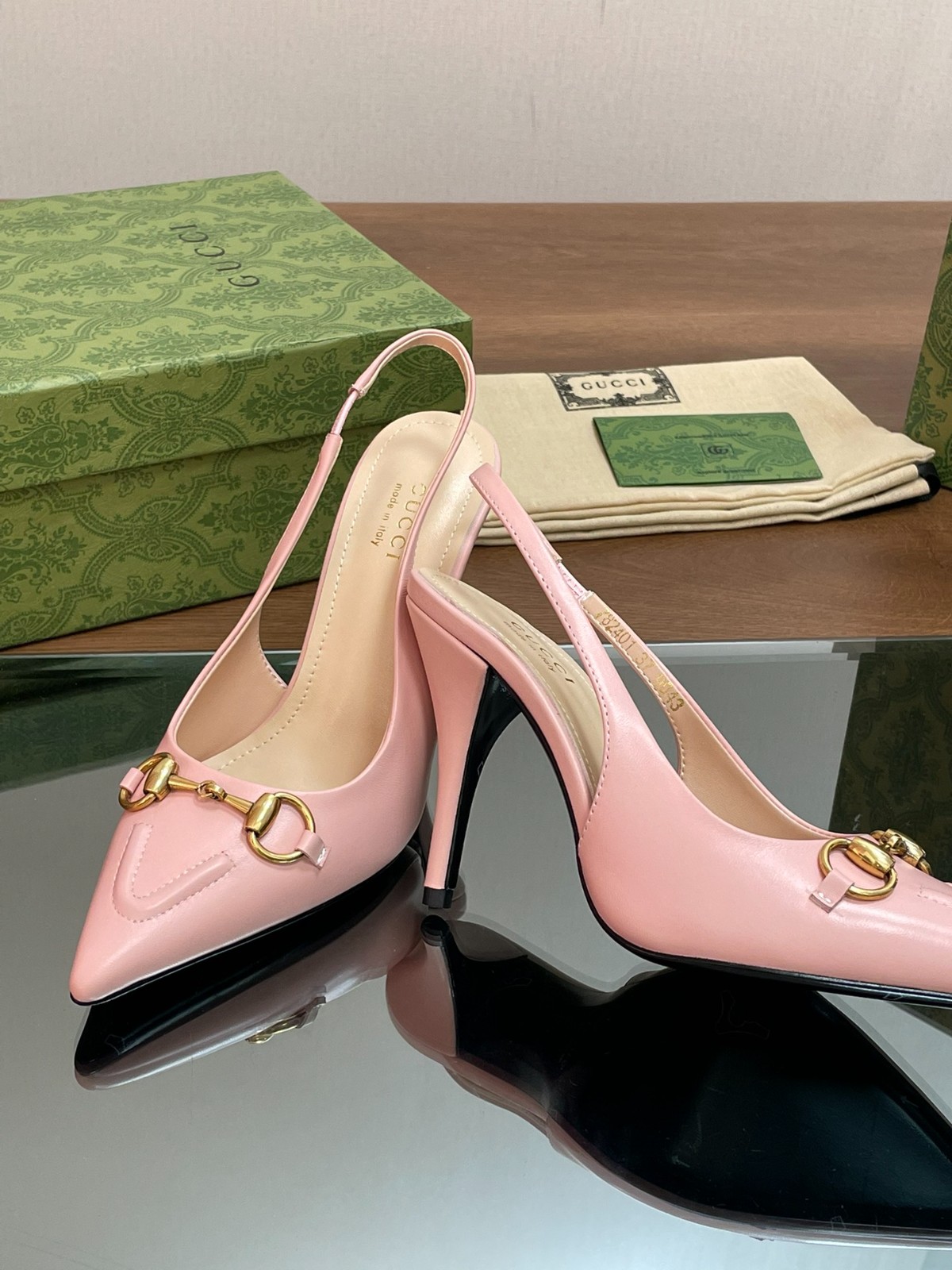 061 32123114 size 35-42