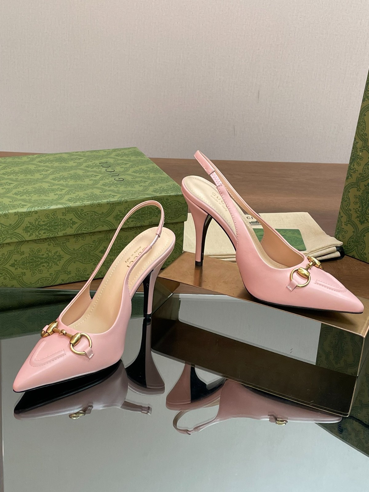 061 32123114 size 35-42