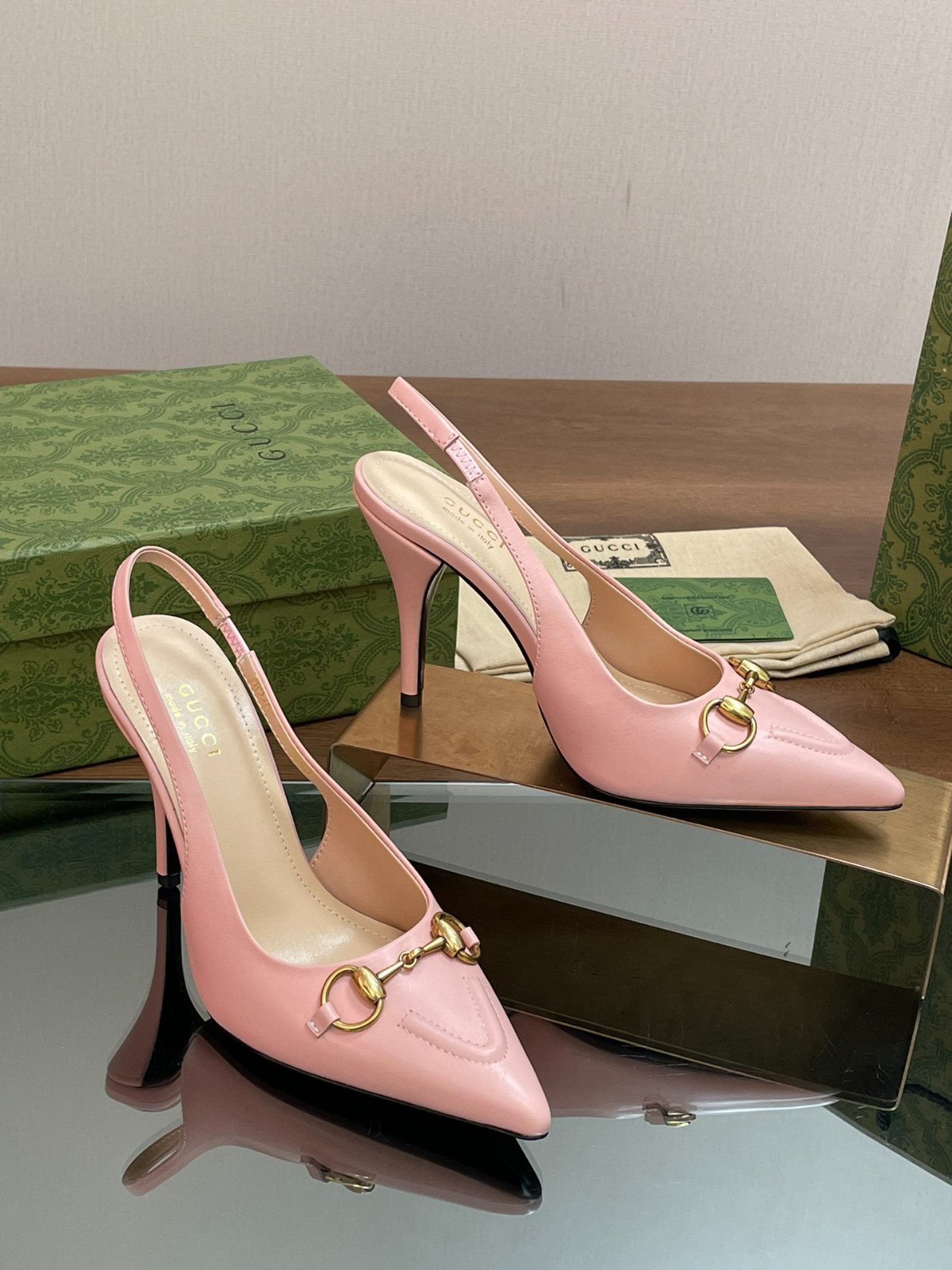 061 32123114 size 35-42