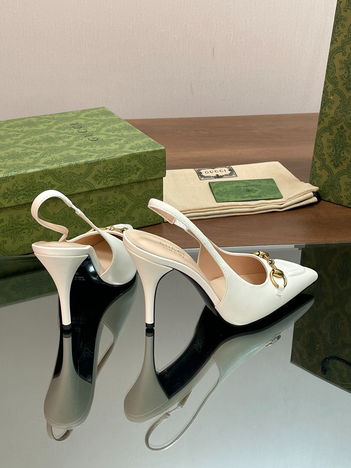 060 32123114 size 35-42