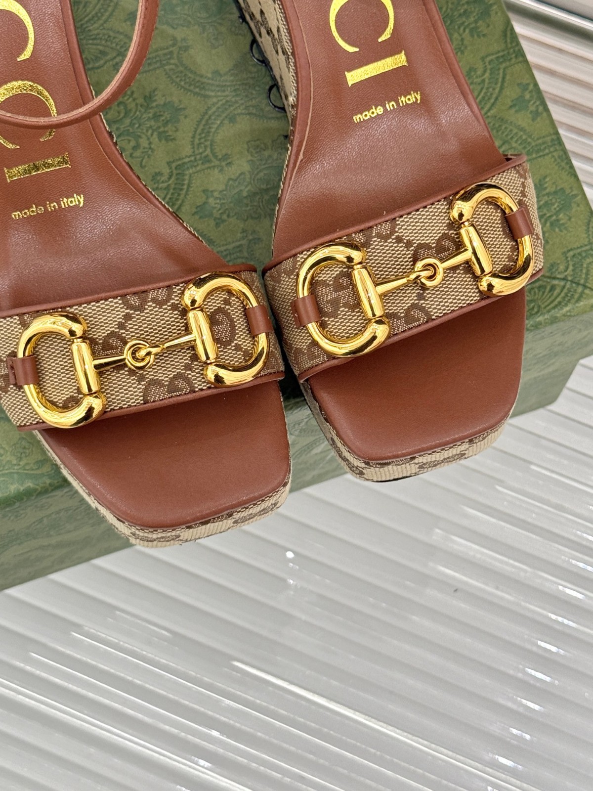052 35123118 size 35-42
