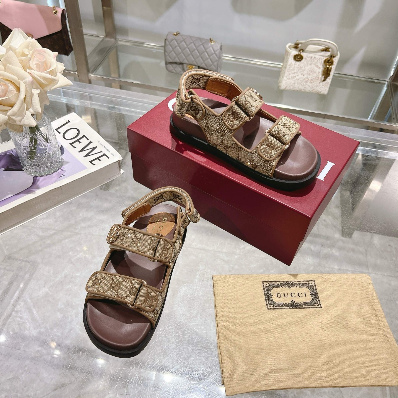 046 26123102 size 35-42