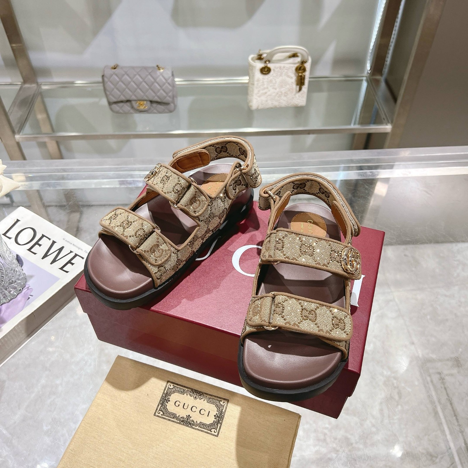 046 26123102 size 35-42