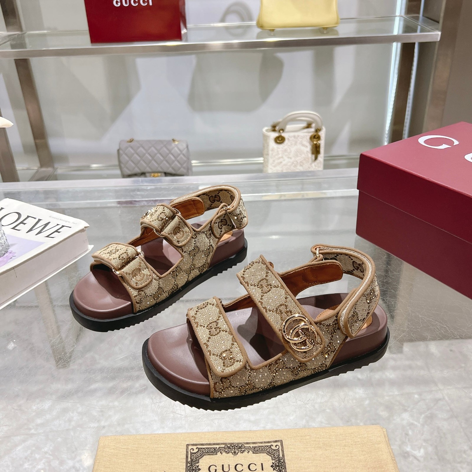 046 26123102 size 35-42
