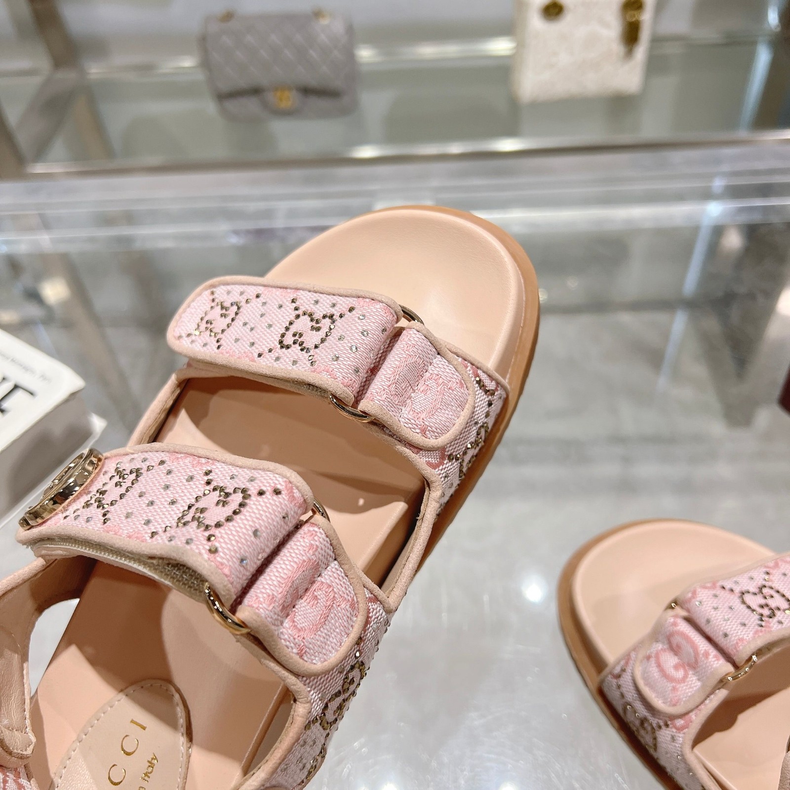 045 26123102 size 35-42