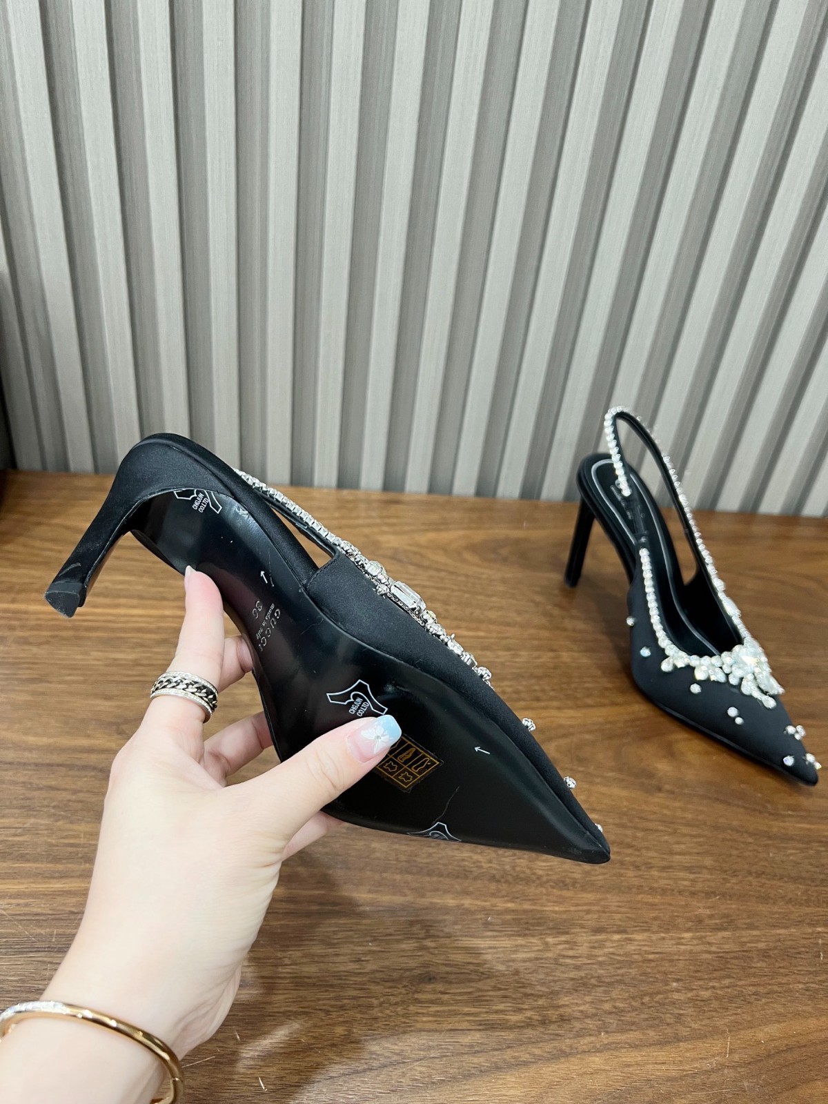 007 32123114 size 35-41